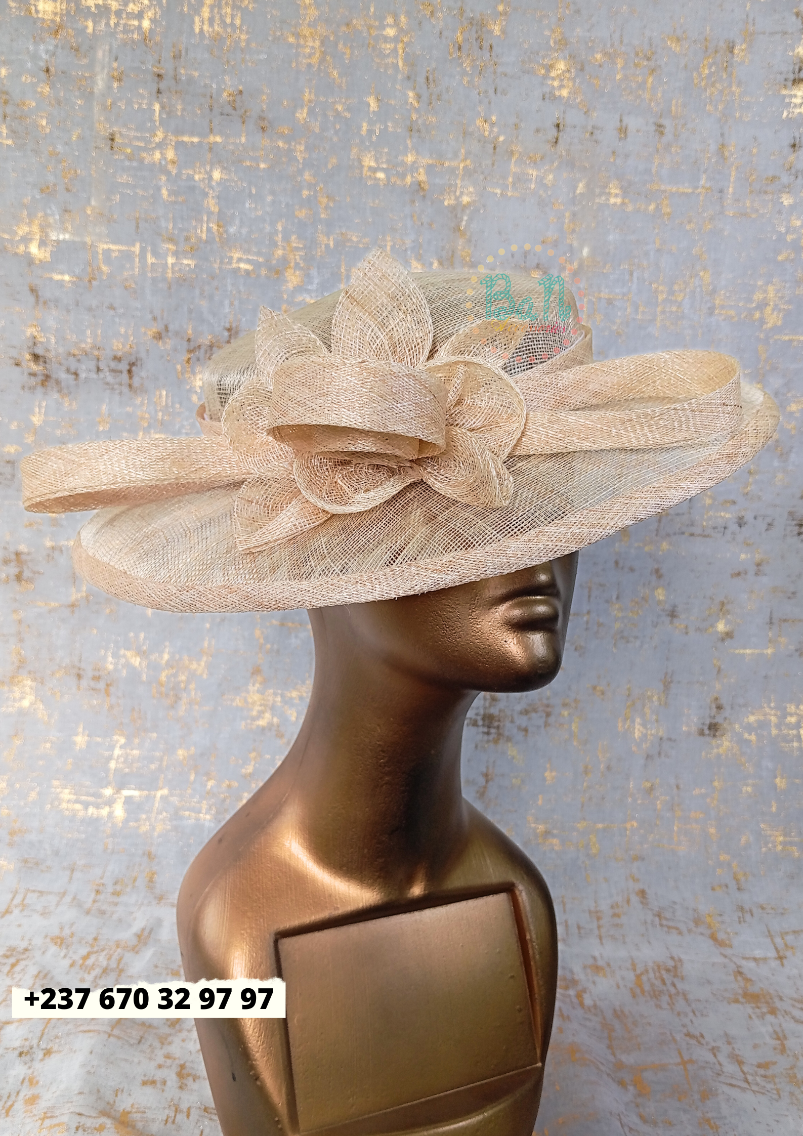 images/virtuemart/products/ban-021